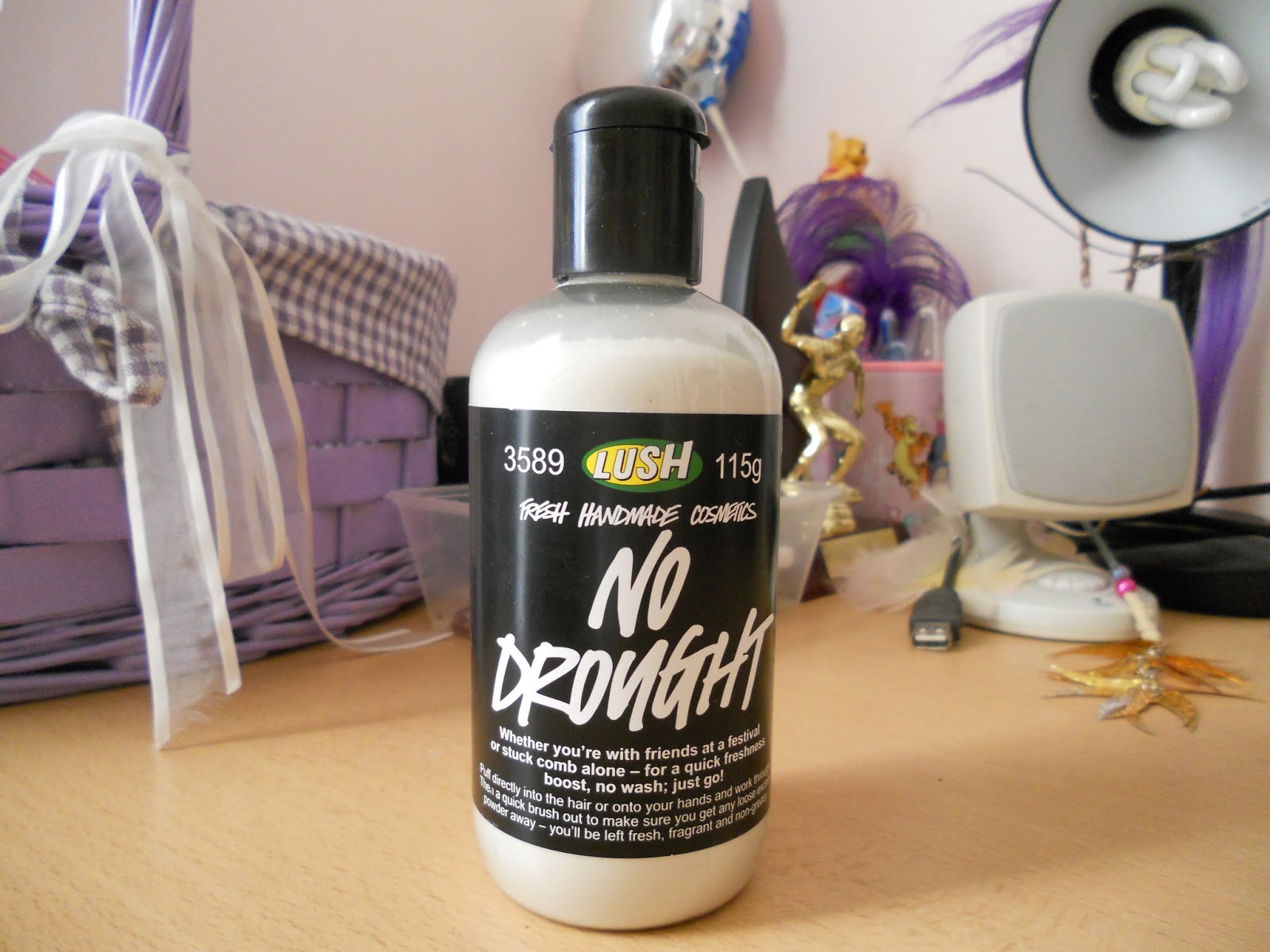 Review Lush 'No drought" Dry Shampoo
