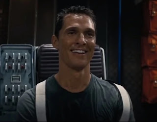 Dans Interstellar, le poème Do not go gentle into that good night accompagne les personnages