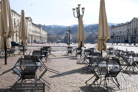 La giusta distanza Liminalità e potere