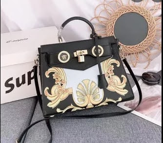 √46+ Model Tas Wanita Tali Panjang Terbaru 2021, Keren! - Model Tas dan
