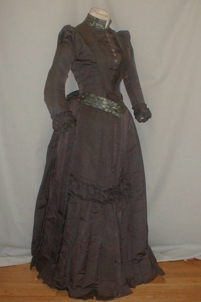 All The Pretty Dresses: Late 1880's Dark Grey Dress