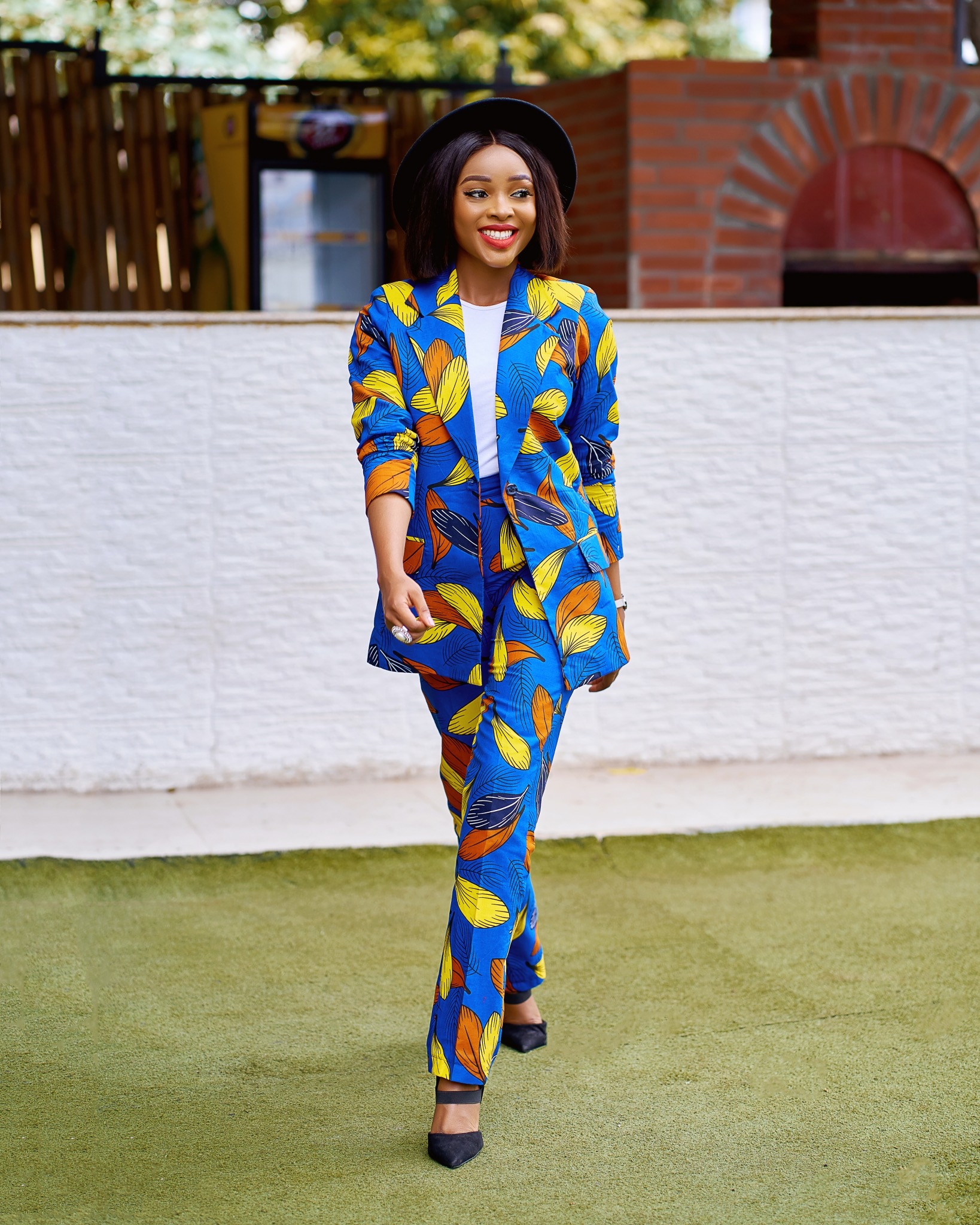 ANKARA WOMEN'S SUIT PAGES BY BUKKY