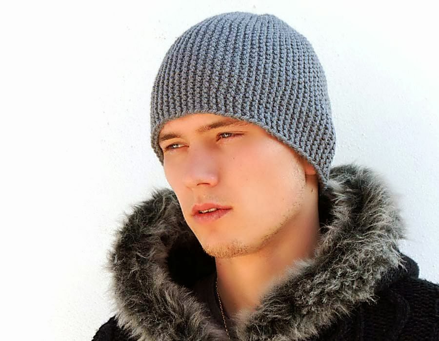 ACCESSORY GALLERY Men's Knit Hat, Slouchy beanie, Gray ski cap.