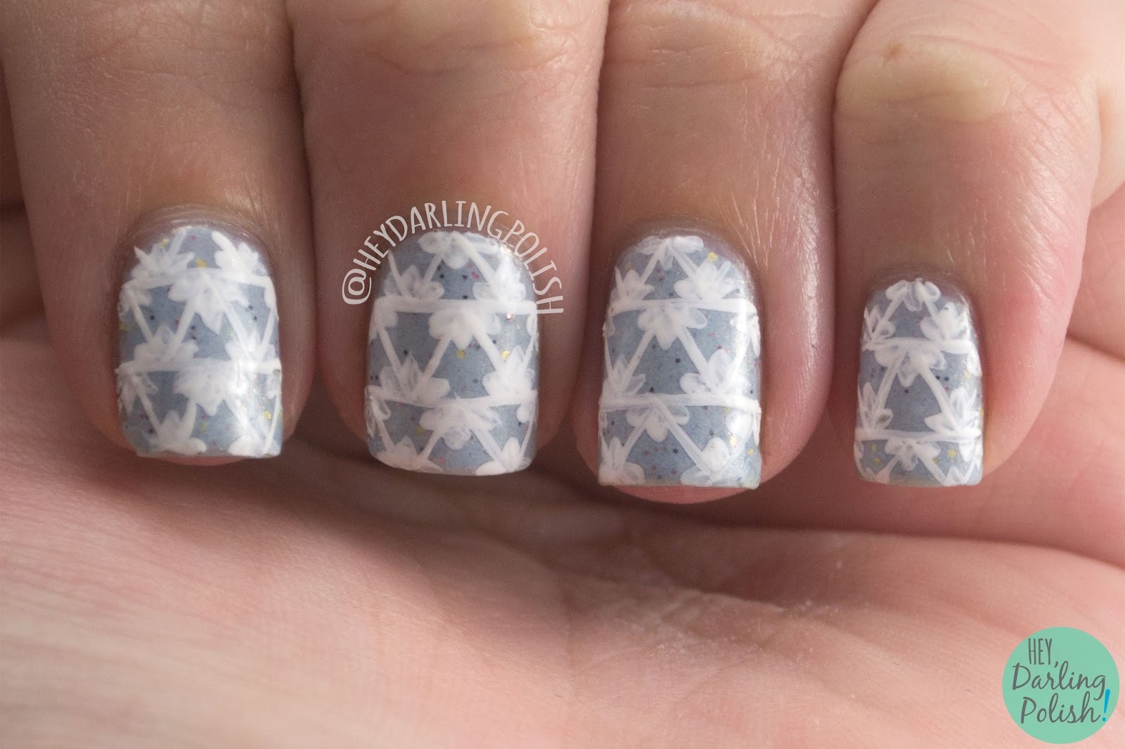 Hey, Darling Polish! Nail Art Link Up Geometric Triangles