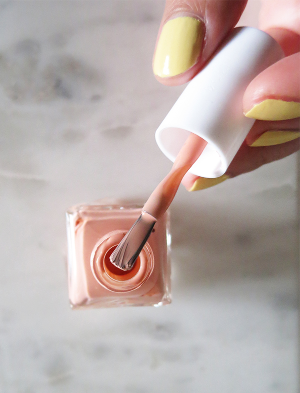 3 Longlasting Nail Polishes Solo Lisa