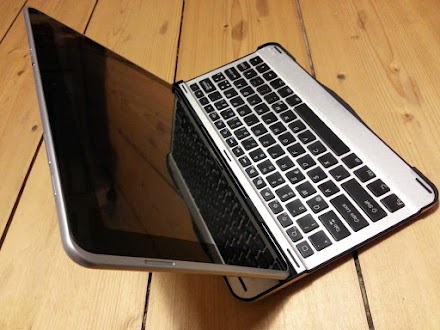 Gadget des Monats : Das Samsung Galaxy Tab 10.1n als Netbook | Alu Case mit integrierter Bluetooth Tastatur ( 13 Bilder )