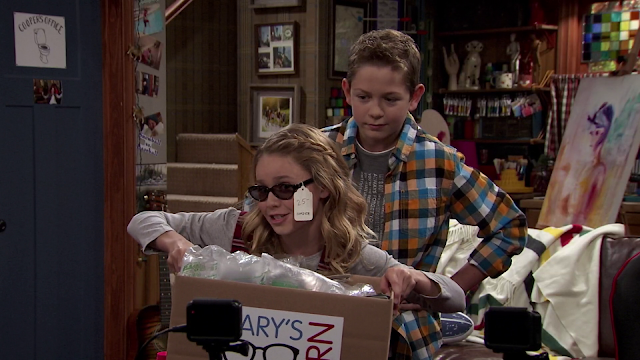 Coop y Cami | S01 | Lat-Ing | 1080p | x265 Vlcsnap-2020-04-14-22h36m17s316