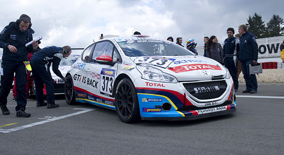 .: 3 Peugeot 208 GTi Sport participan este fin de semana en las 24 ...