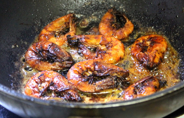 Auntie Ruby's Fried Assam Prawns (Fried Tamarind Prawns) - The Food Canon