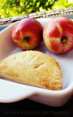 Mini Peach Pie