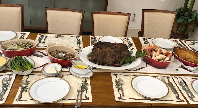 GREAT EATS HAWAII: CHRISTMAS DINNER WITH FAMILY AND FRIENDS