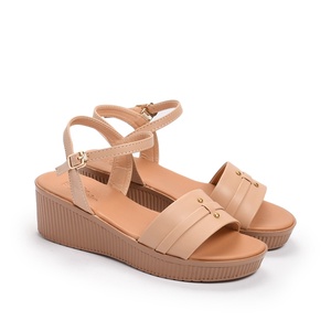 GIÀY NỮ ĐẾ XUỒNG QUAI NGANG THIẾT KẾ LẠ MẮT, ĐẾ 5CM GI 0239