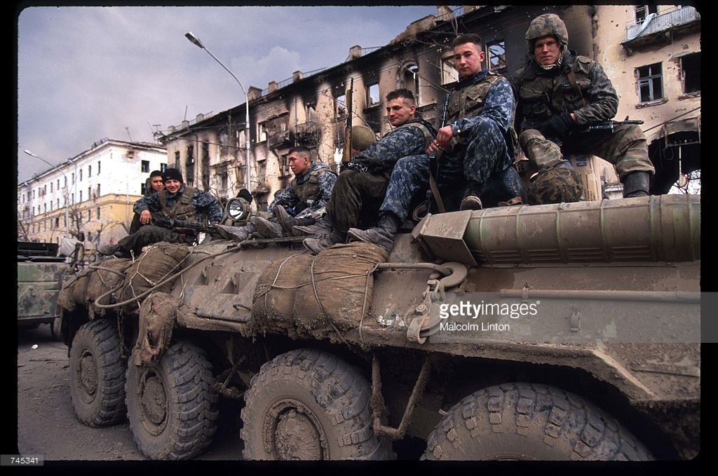 чечня 1994 штурм грозного. война чеченская 1999 2000г. вторая чеченская война 1994-1996. где воюет чечня. первая чеченская война штурм грозного.