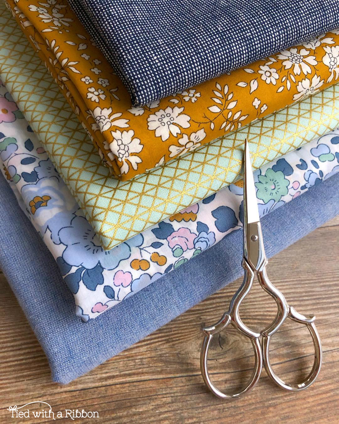 Tied with a Ribbon Chain of Hearts Quilt Pattern