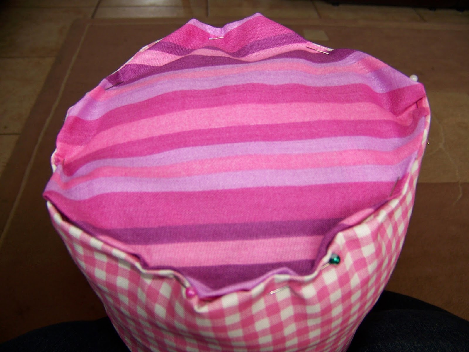 A Pretty Talent Blog Make a Round Scatter Cushion