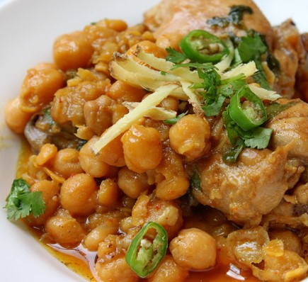 MURGH CHOLAY