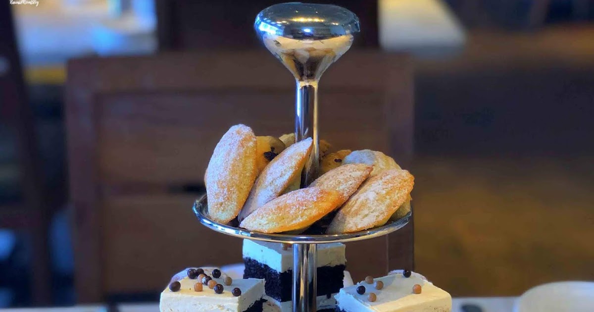 Hawaii Mom Blog Afternoon Tea and Happy Hour Offered Daily at Mariposa