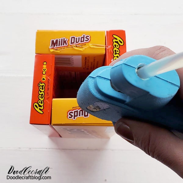 How to Make a Valentine Candy Bouquet!