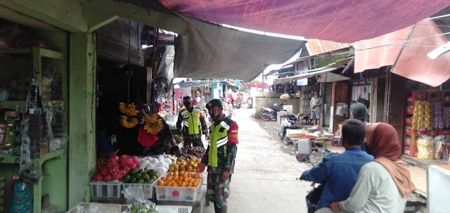 Sosialisasi Prokes, Anggota Koramil 07/Gajah Ajak Warga Ganti Salaman Dengan Namaste