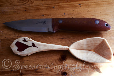 spoon carving-without-a hook-knife.spooncarving
