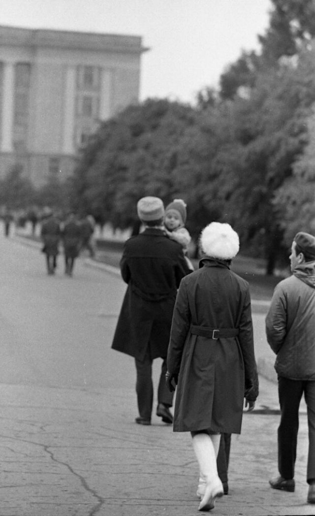 soviet union street scenes 1970s