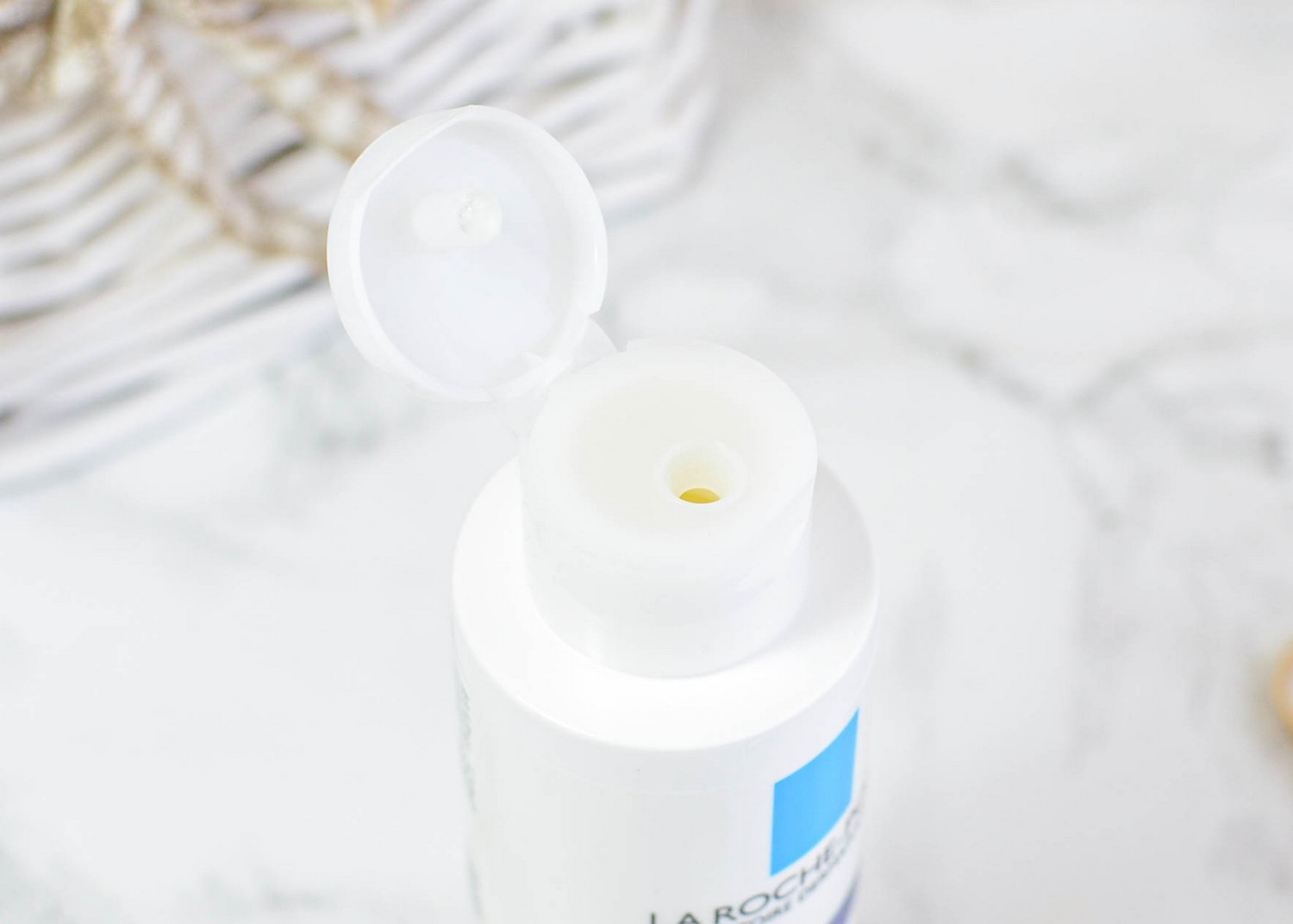 La Roche Posay Kerium DS Anti-Dandruff Treating Shampoo