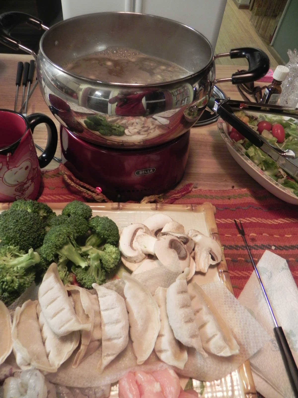 Fondue Pot Broth at Cheryl Roberts blog
