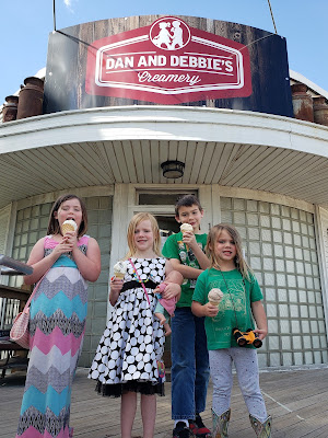 Iowa Ice Cream Road Trip at Dan & Debbie's Creamery in Ely, Iowa