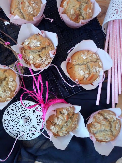 Receta de muffins de coco y plátano. Aprovechamiento, reciclaje, coconut, banana, desayuno, merienda, postre, breakfast recipe Horno Cuca