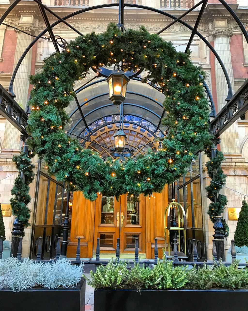 Sweetezcapes Winter Garden At Landmark London