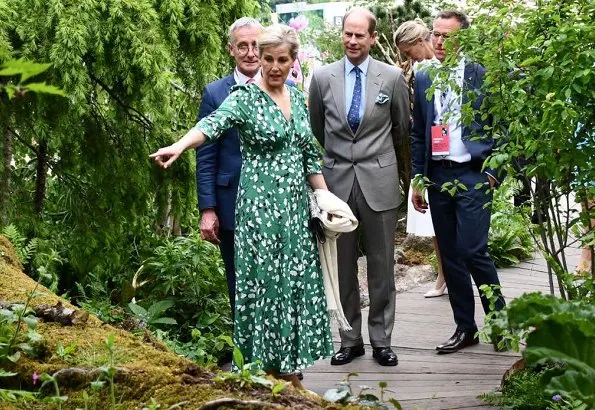 Kate Middleton, The Duchess of Cambridge, wore Erdem Shebah floral cotton-silk gown. Queen Elizabeth