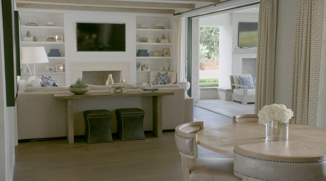 26 Interior Design Photos vs. 3910 Topside Ln, Corona Del Mar, CA Luxury Home Tour