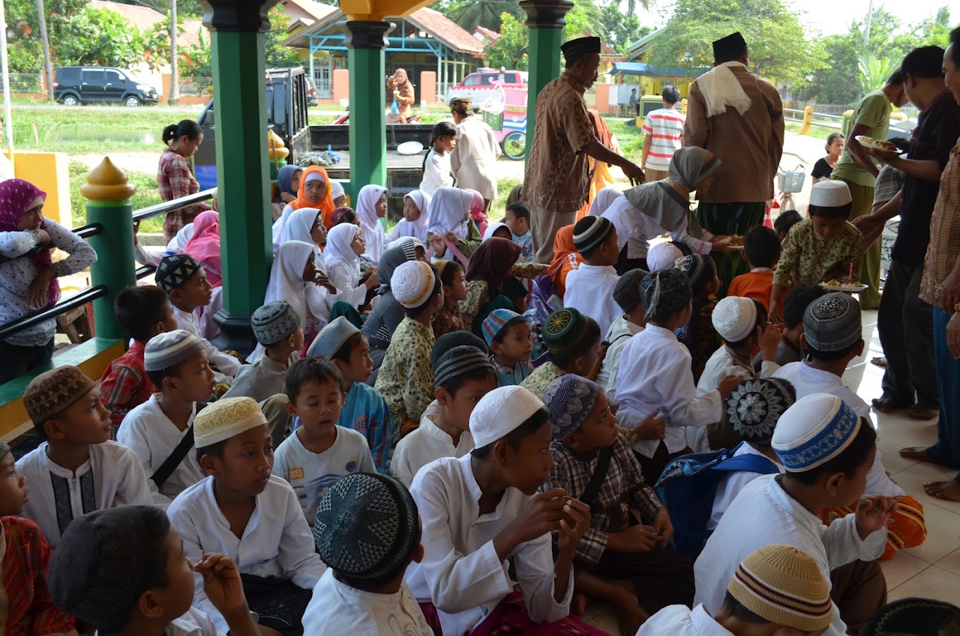 Wisata Ziarah ke Makam KH Busaeri & Rawagede