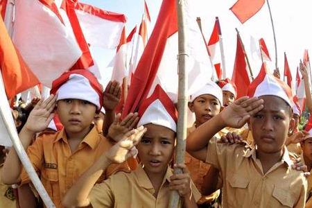 nasionalisme harus dibangun dari kecintaan terhadap bahasa Indonesia