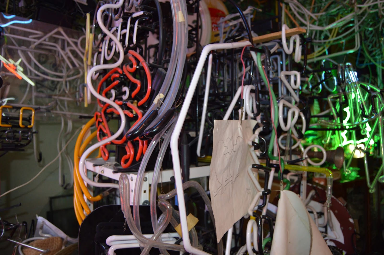 neonneon Doug Solyan, Uptown Neon, Richmond VA 23220