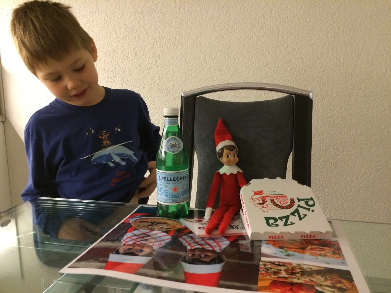 Cookie, our Elf on the Shelf, Season 2015, Episode 2