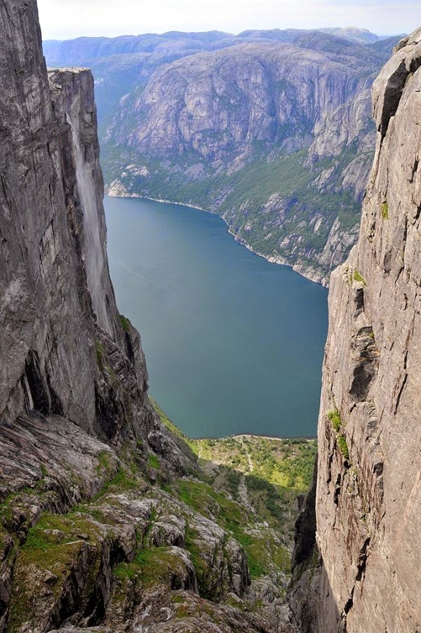 Kjeragfossen, Norway