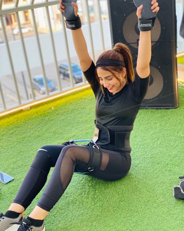 Workout Pictures of Ushna Shah Gives us Major Fitness Goals Workout Pictures of Ushna Shah Gives us Major Fitness Goals