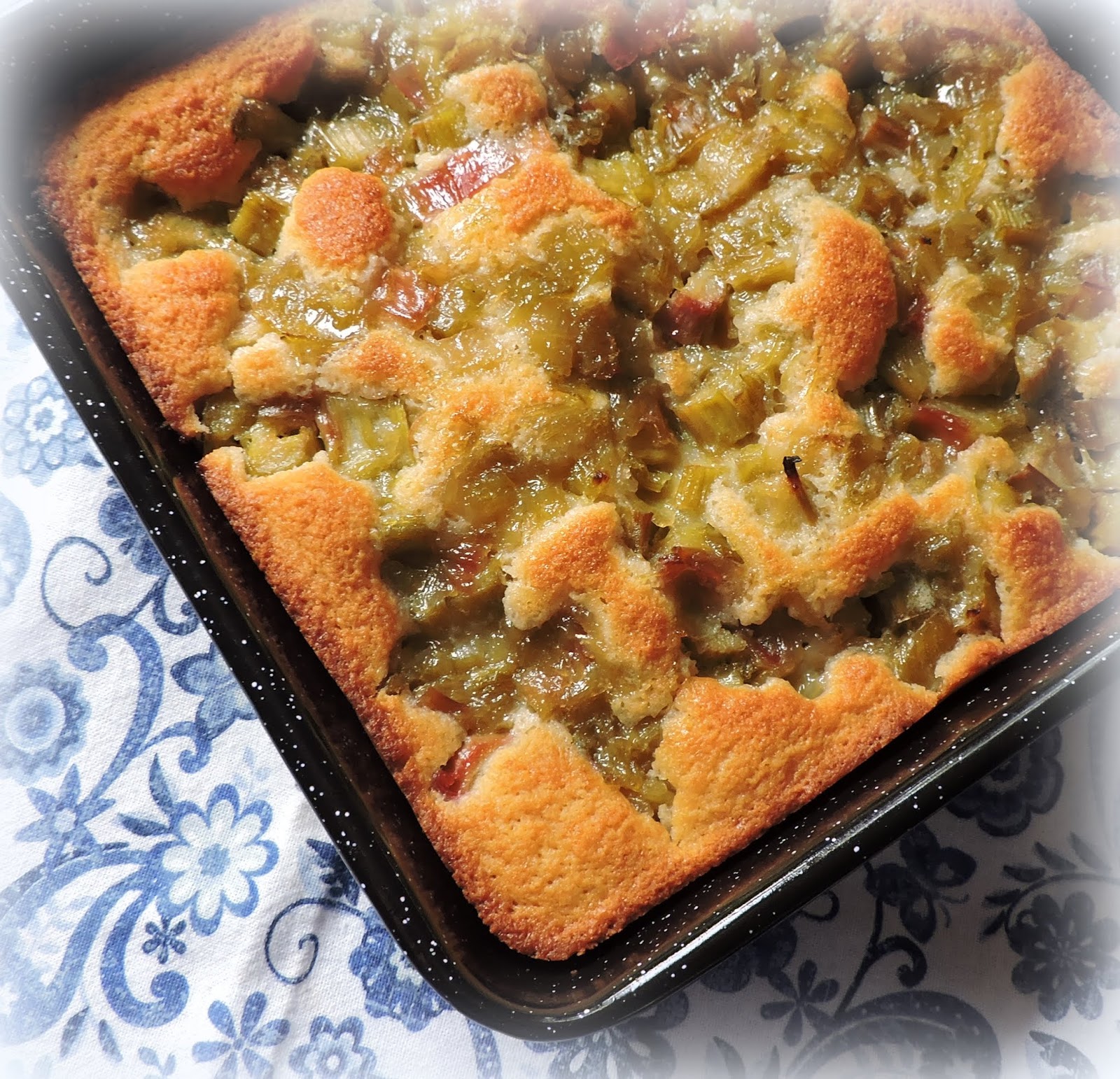 Rhubarb Pudding Cake The English Kitchen
