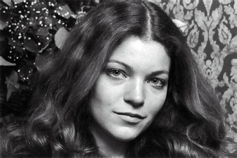 American Actress Amy Irving Images