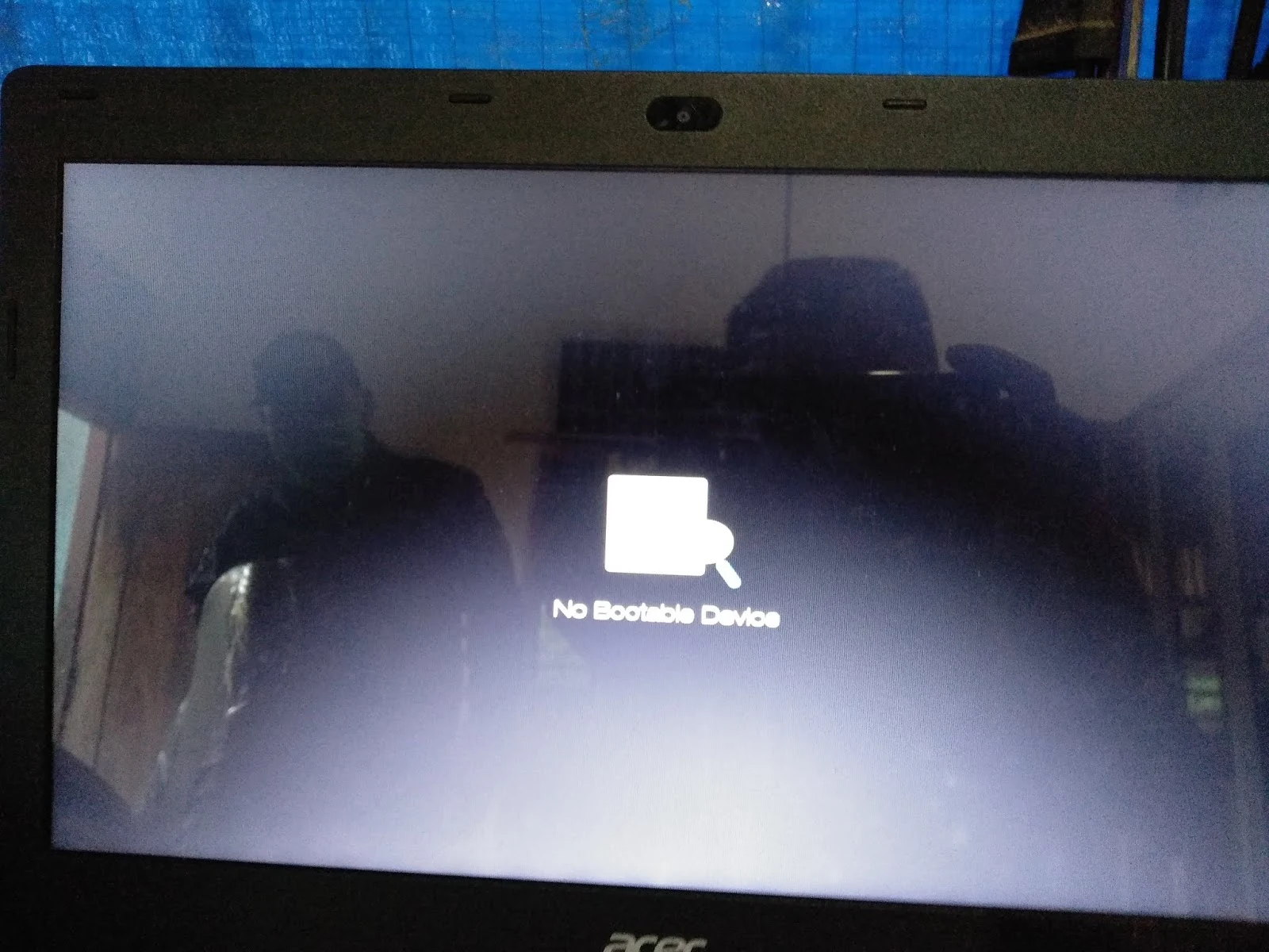 Laptop Eror No Bootable Device