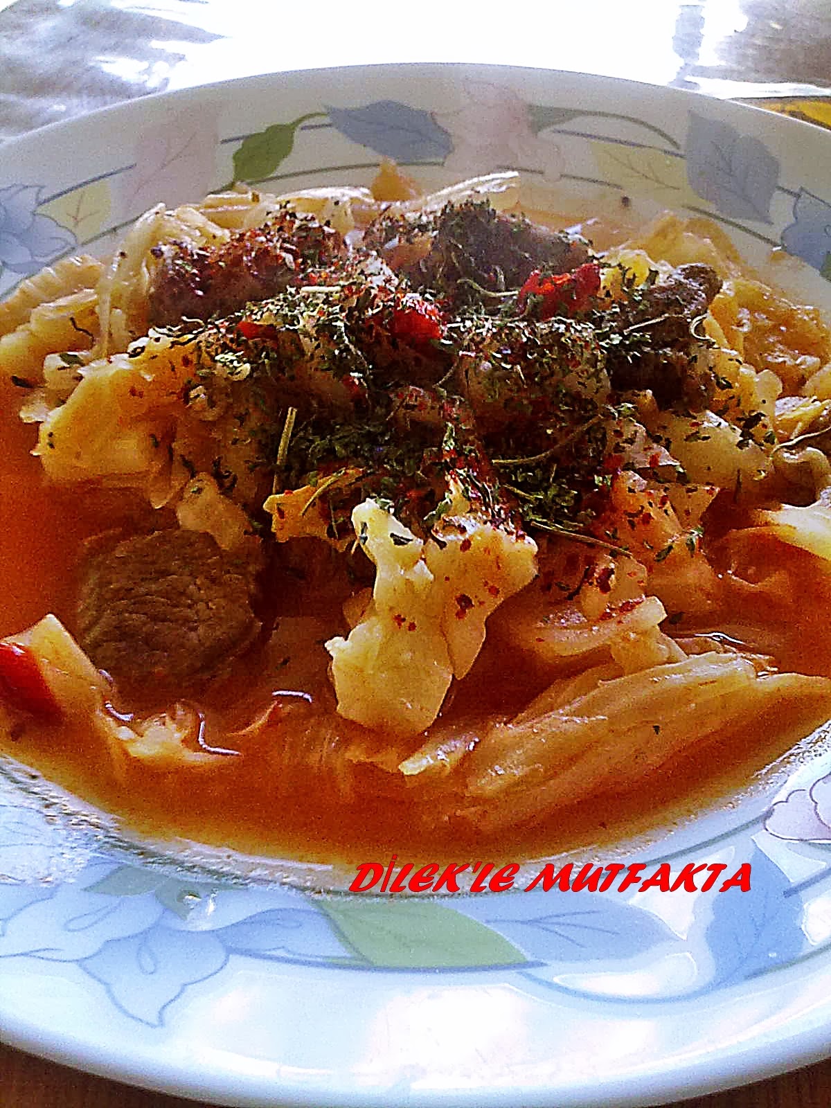 Etli Kapuska (Beyaz Lahana ) Yemeği Dilek�le Mutfakta