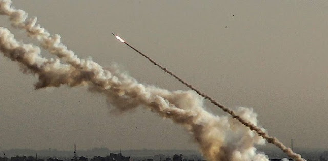 Balas Tiga Roket Dari Jalur Gaza, Israel Hantam Fasilitas Militer Hamas Balas Tiga Roket Dari Jalur Gaza, Israel Hantam Fasilitas Militer Hamas