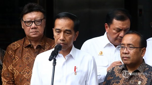 Gagah soal Kabinet, Ditanya Perppu KPK Jokowi Langsung ‘Lemas’
