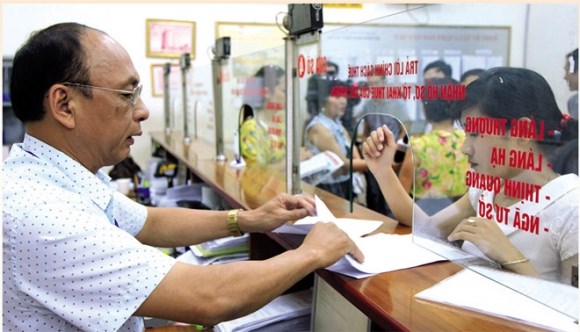 Kỷ lục ‘cắt ghế’ hàng ngàn lãnh đạo