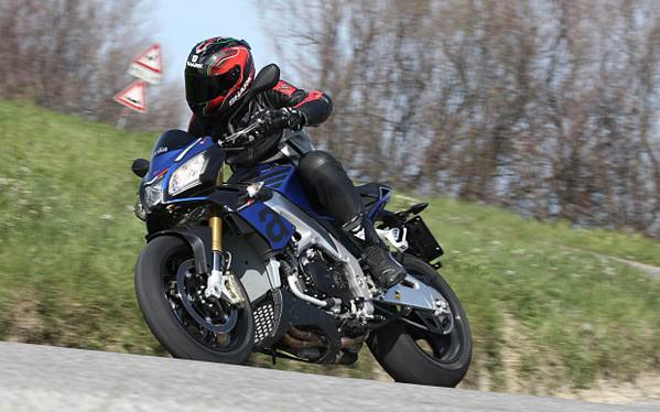 Aprilia Tuono V4 Aprilia Tuono V4