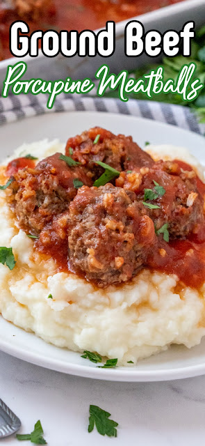 close up of meatballs on a plate.