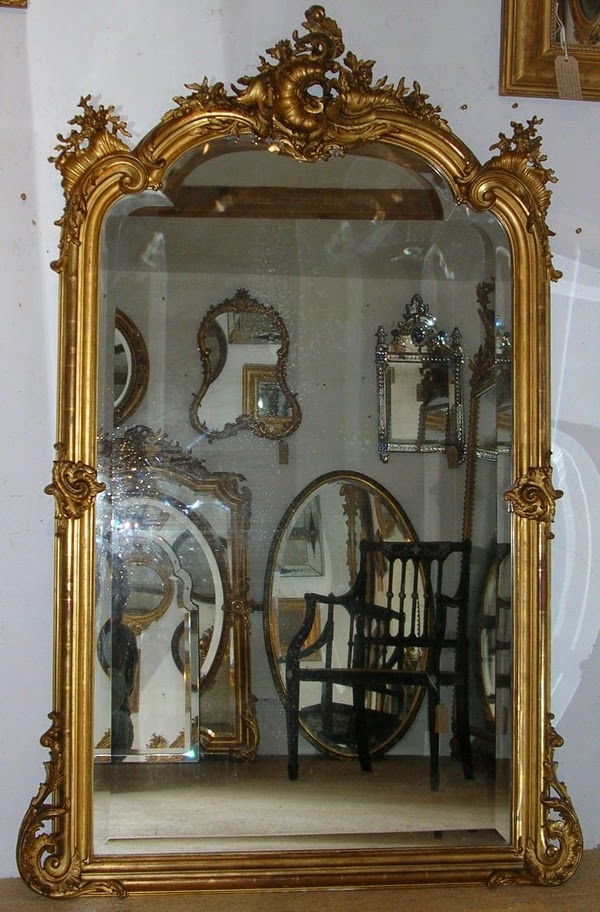 Beauty of antiquity Carli mirrors