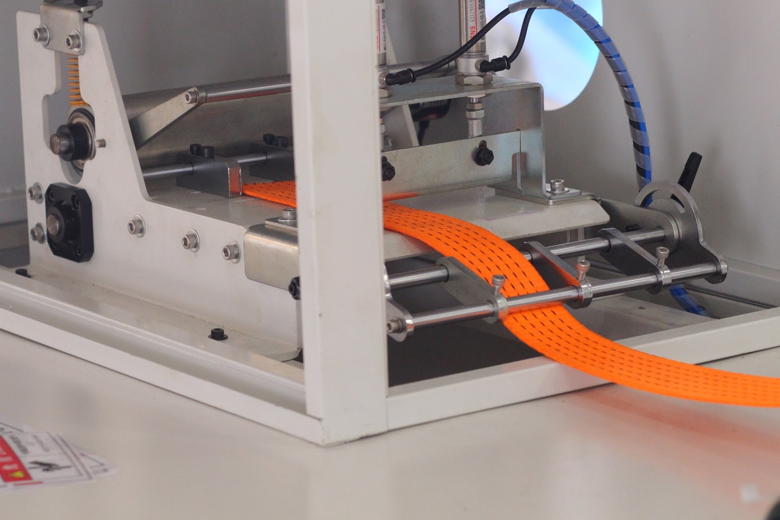 Heavy duty industrial sewing machines How to operate Heavy Duty