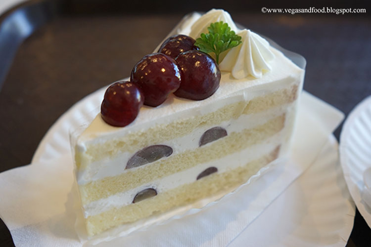 Nagomi Cake House Gardena Vegas and Food